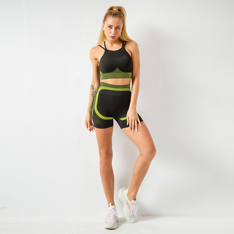 Women's sports quick-drying shorts and bra set