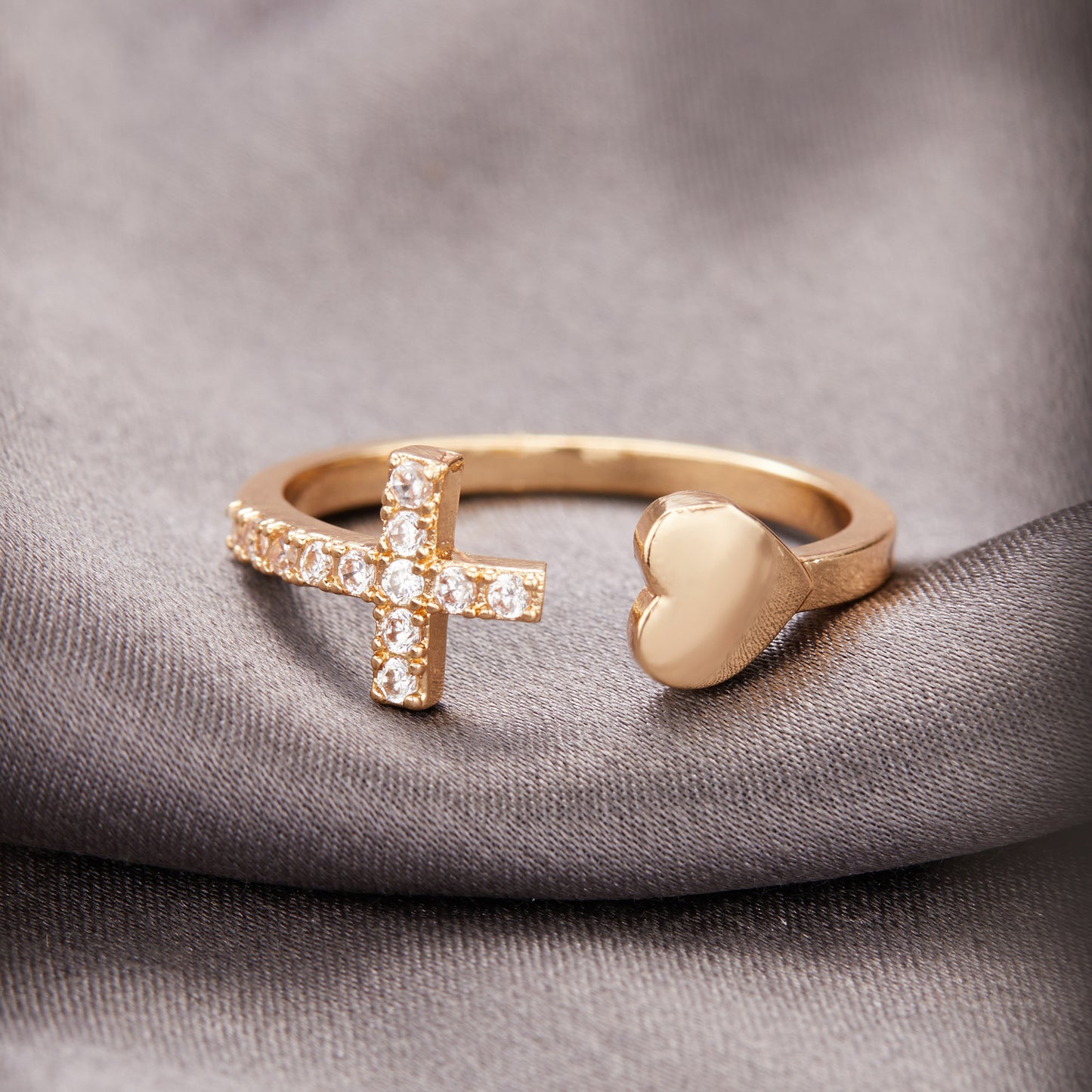 Heart-shaped Accessories Diamond Cross Peach Heart Lady